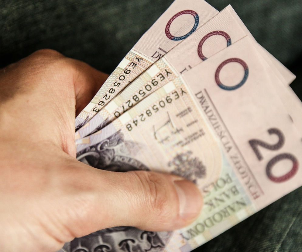 Ruszyła wypłata tzw. trzynastek dla emerytów. To 1100 zł brutto