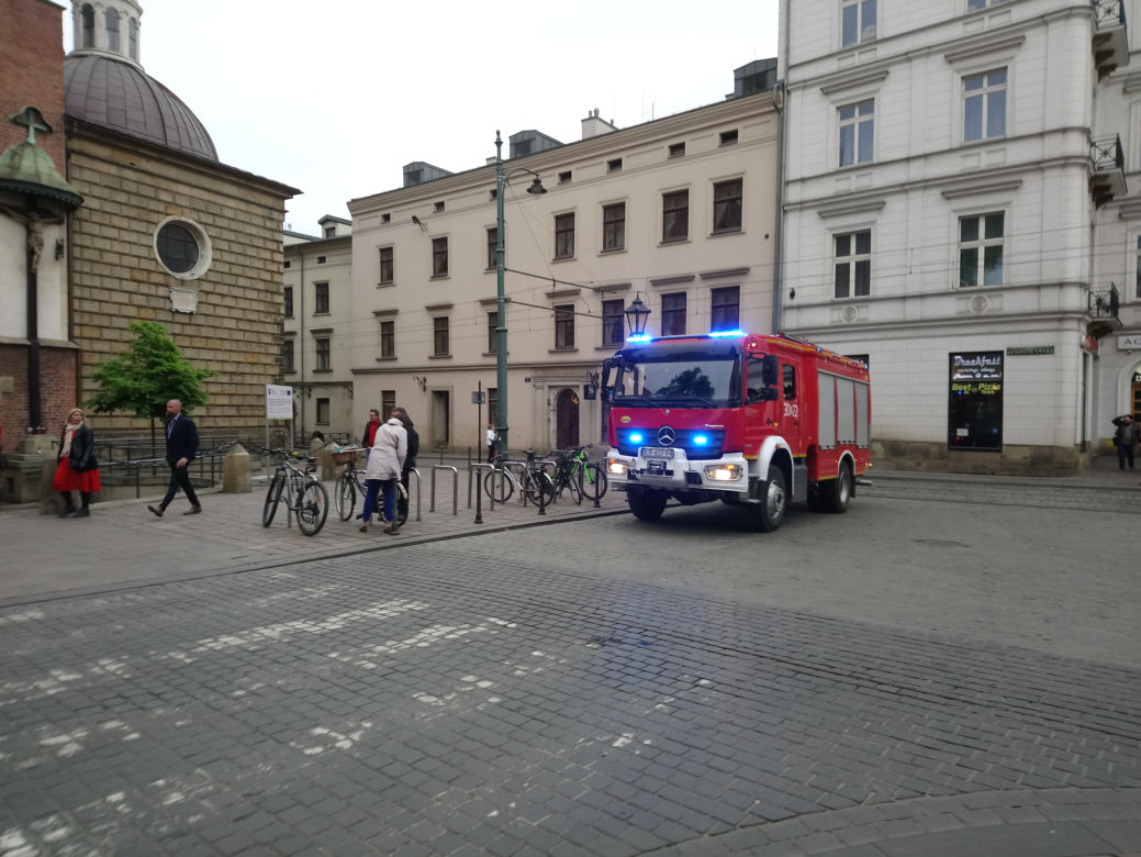 Kraków: Akcja służb na ulicy Stolarskiej. Wiemy, co się stało!