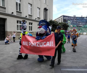 Śląskie: Przywiązują zwierzęta do drzew i zostawiają na pewną śmierć. Barbarzyństwo!