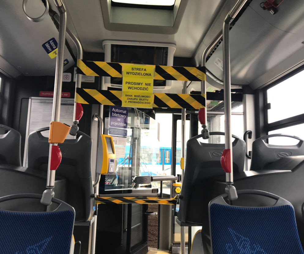 Koronawirus w Krakowie. SZOKUJĄCE zachowanie pasażera autobusu!