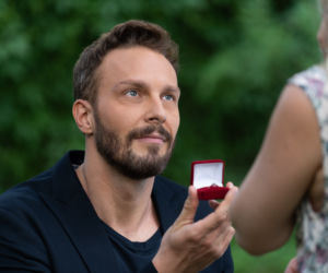 Ostatnia scena Kurdej-Szatan w M jak miłość. Tak będą wyglądały zaręczyny Joasi i Leszka w 1619 odcinku. Aż żal patrzeć - ZDJĘCIA 