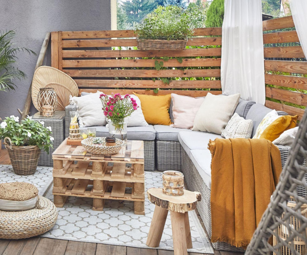 Taras boho – inspiracje i aranżacje w stylu naturalnym