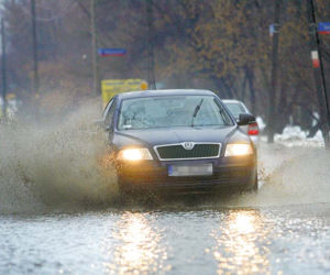 Najpierw powódź, potem szklanka