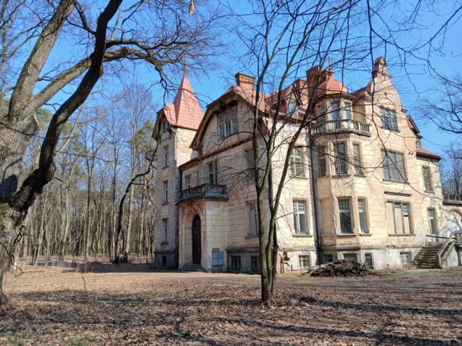 Willa Turczynek w Milanówku