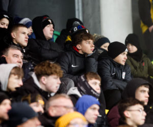 Kibice GKS Katowice dopingowali piłkarzy w meczu z Pogonią