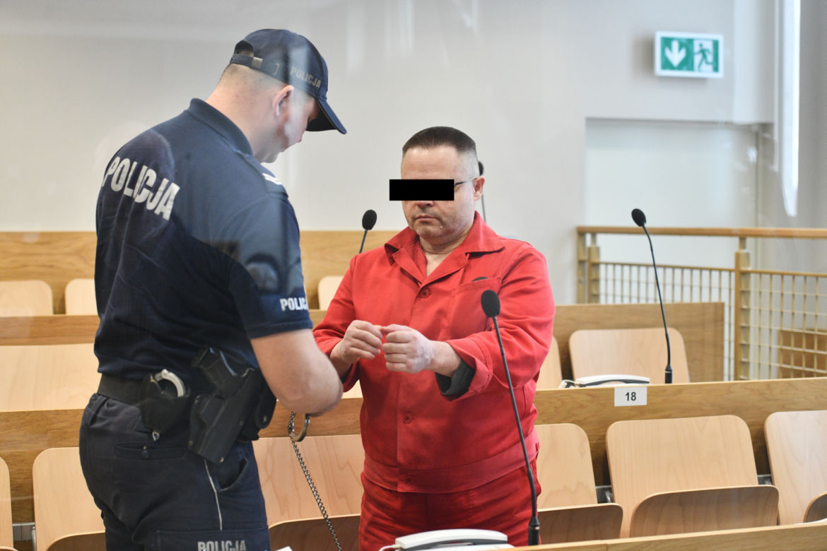 Robert J. chodził na grób Kasi