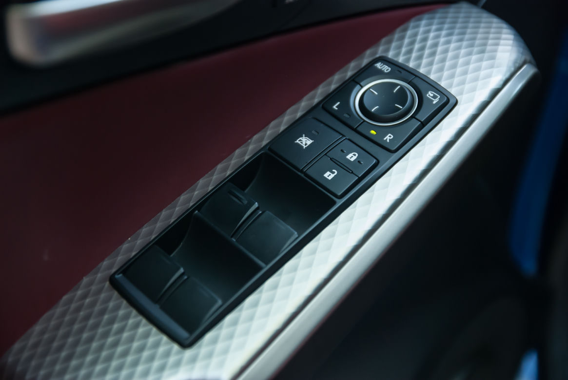 Lexus IS300h F SPORT