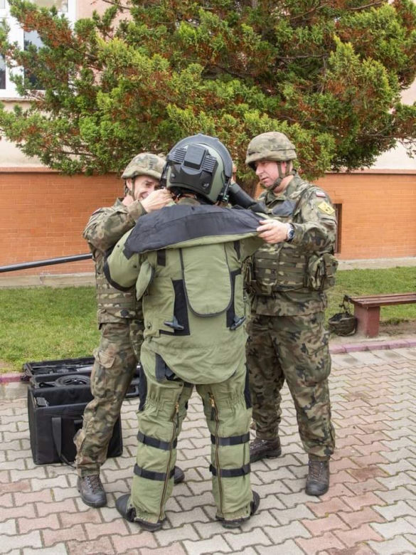 Ćwiczenia w szkole w Mścicach