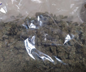 Lubelscy policjanci zlikwidowali narkobiznes. W lodówce i w sejfie było prawie 8 kg narkotyków