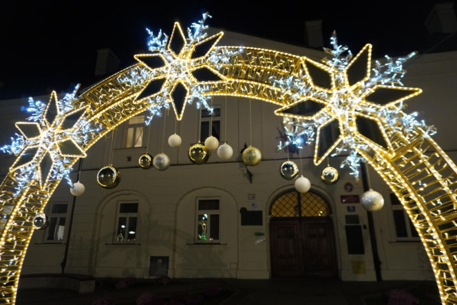 Świąteczne iluminacje rozświetliły Rzeszów