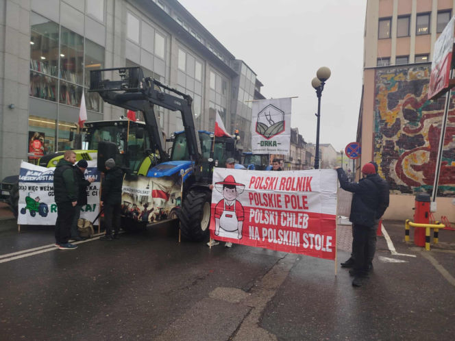 Rolnicy z regionu protestowali w Siedlcach. Wygłosili apel do Prezydenta RP