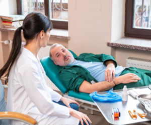 Pierwsza miłość odc. 4122. Bartek (Rafał Kwietniewski), lekarka Ilona