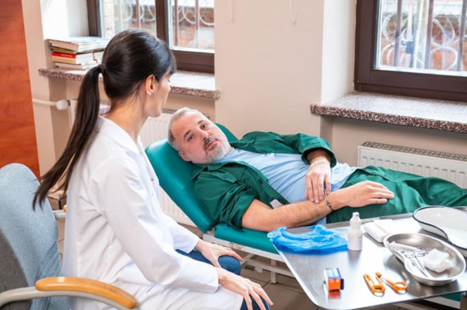 Pierwsza miłość odc. 4122. Bartek (Rafał Kwietniewski), lekarka Ilona