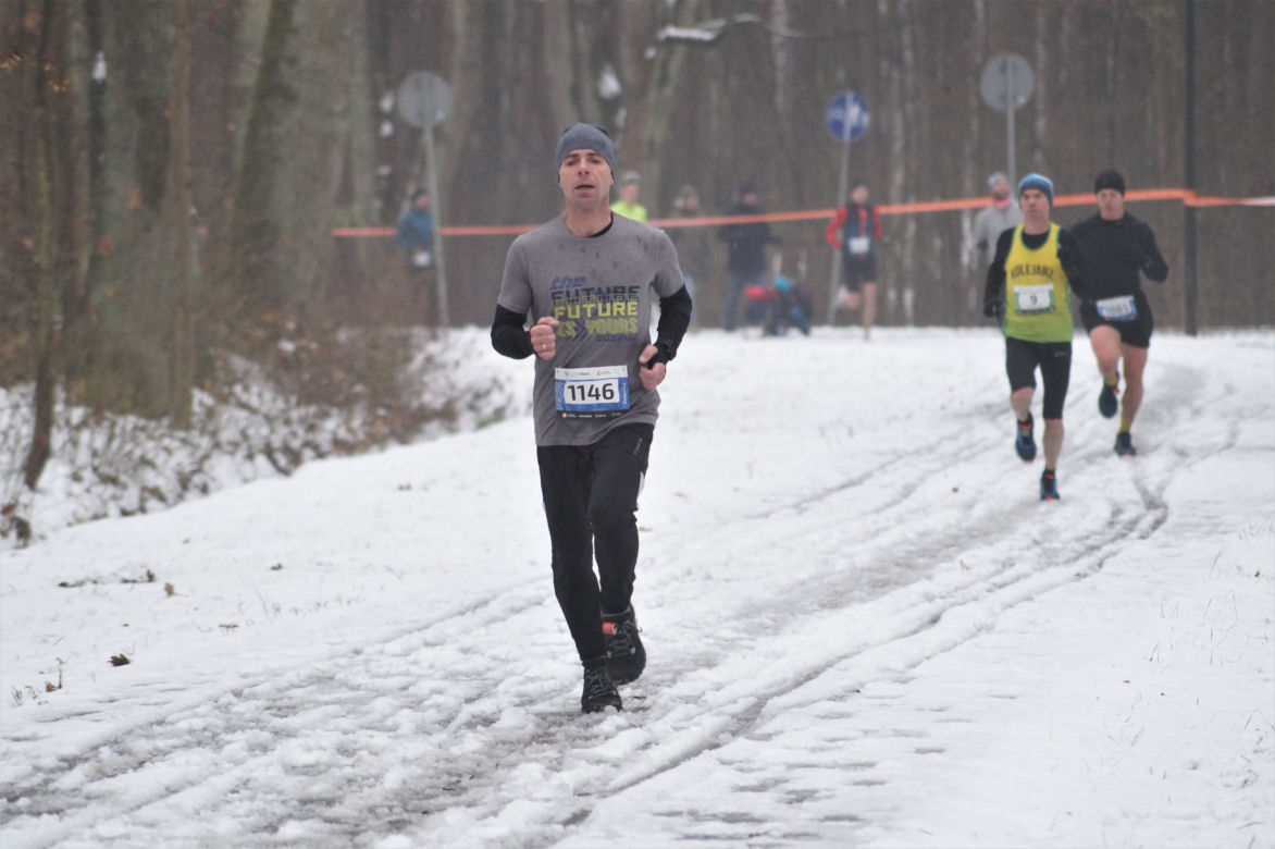 Wielkie ściganie w Myślęcinku! Za nami kolejny bieg City Trail 2022 [ZDJĘCIA]