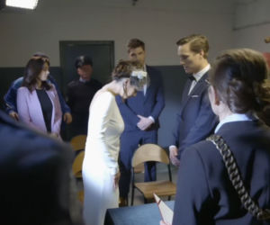 M jak miłość. Aneta (Ilona Janyst), Olek (Maurycy Popiel), Iza (Adriana Kalska), Marcin (Mikołaj Roznerski)