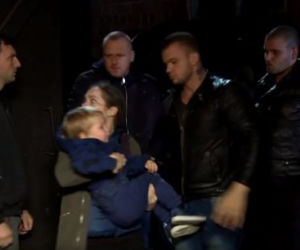 M jak miłość, odcinek 1344, Szymek (Staś Szczypiński), Ania (Maria Pawłowska), Radek (Jakub Firewicz)