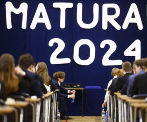 Matura 2024. Co było na maturze z matematyki? Odpowiedzi z formuły 2015 i 2023 do arkuszy CKE znajdziesz TUTAJ