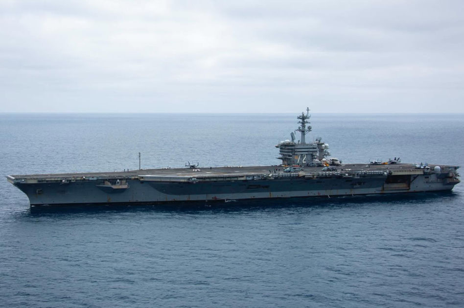 Kryzys na USS Abraham Lincoln. Dramat marynarzy, próby samobójcze i rekordowa misja w cieniu wojny