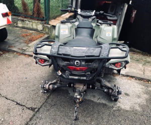 Policjanci namierzyli dziuplę z quadami