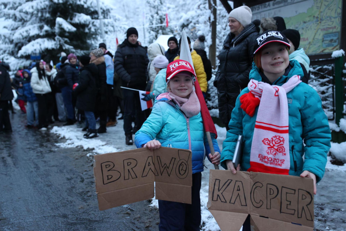 Kacper Tomasiak powitany po IO w rodzinnych stronach