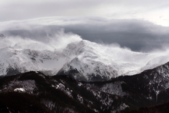 Ostatnia szansa na narty i apel o ostrożność w górach