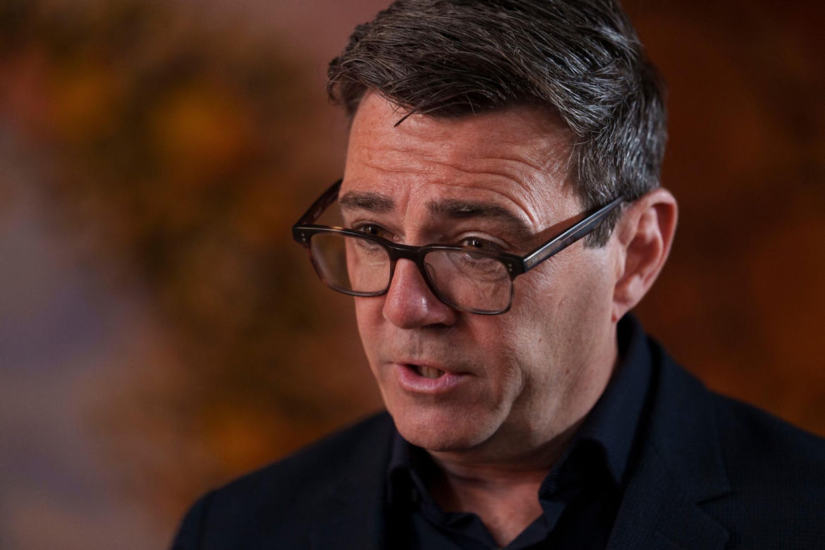 Andy Burnham został w poniedziałek 59. premierem Wielkiej Brytanii - potwierdził Pałac Buckingham