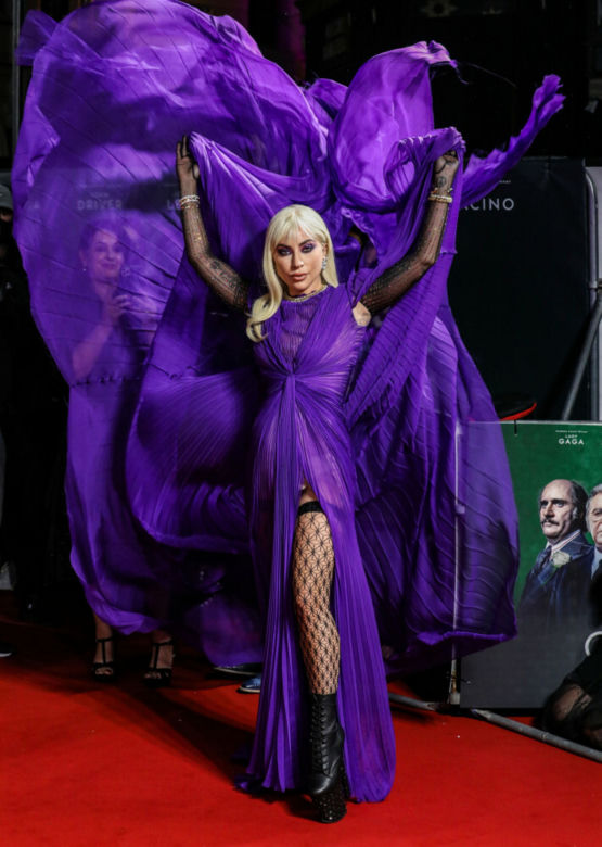 Lady Gaga i jej stylizacje. Jest zachwycająca i odważna!