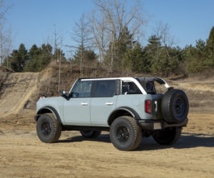(2021) Ford Bronco