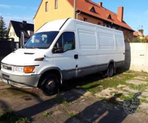 Samochód osobowy, dostawczy IVECO DAILY 35.10V 