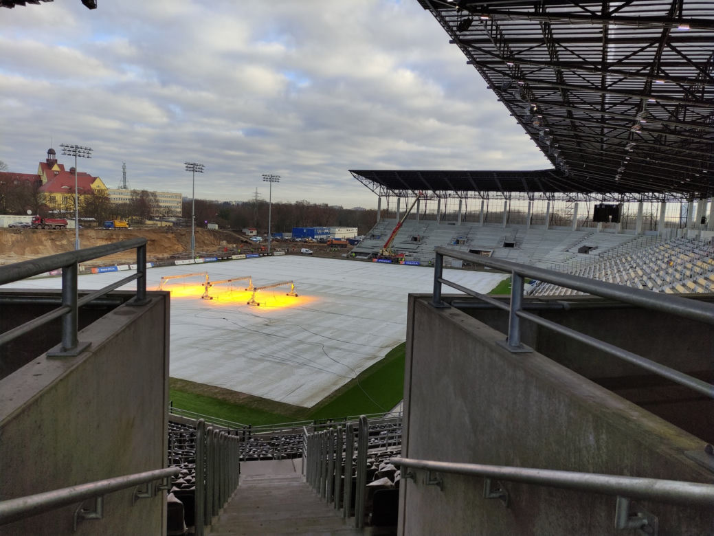 Stadion Pogoni Szczecin czeka na przyjęcie kibiców