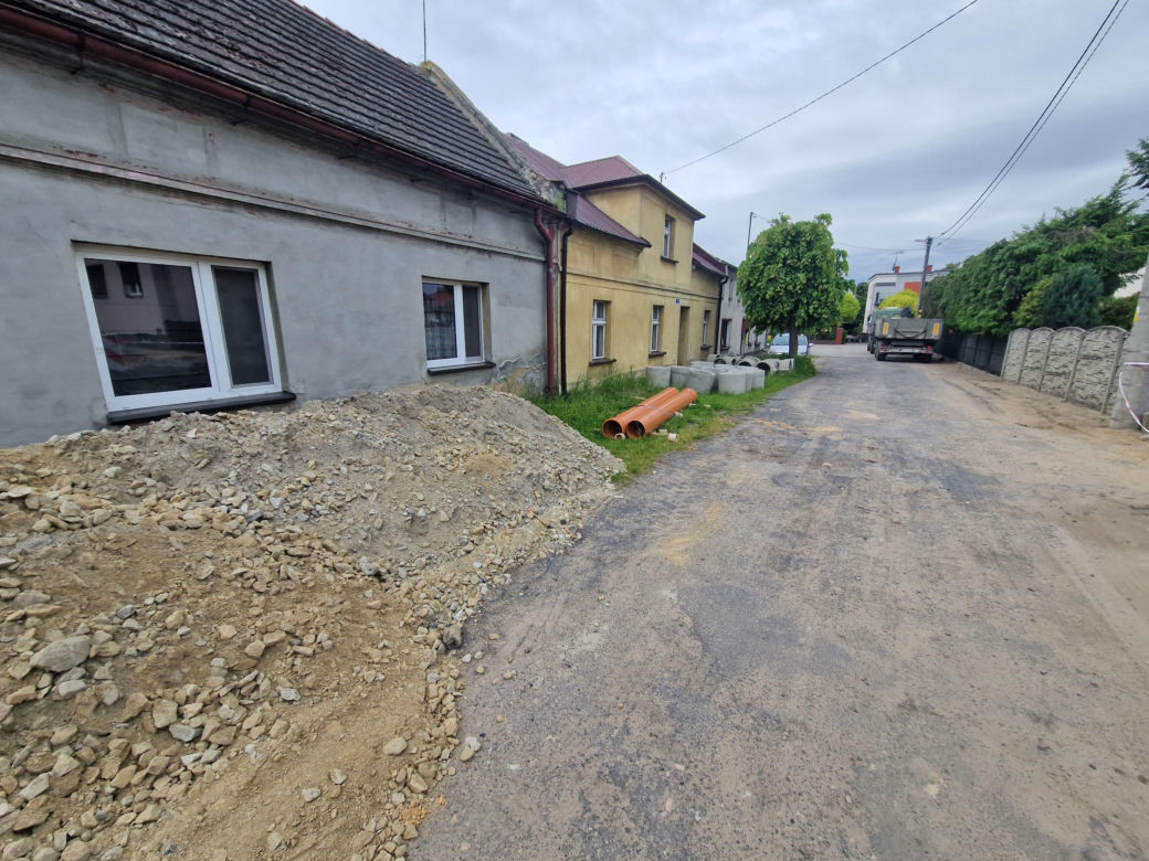 Remonty dróg w Lesznie
