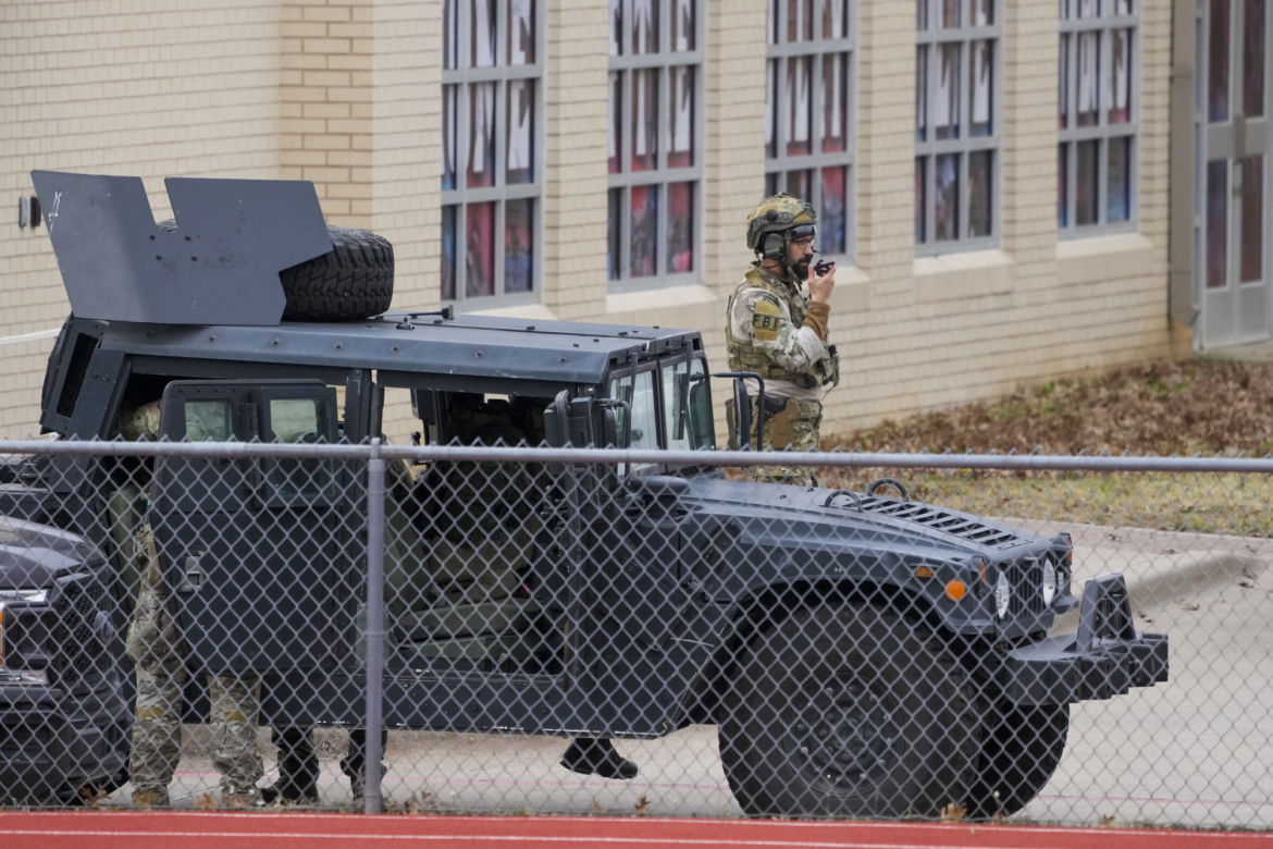 Rabin pokonał terrorystę krzeslem! Wszystko przez herbatę