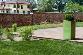 Koszt ogrodzenia murowanego 2026 – ile zapłacisz za metr?