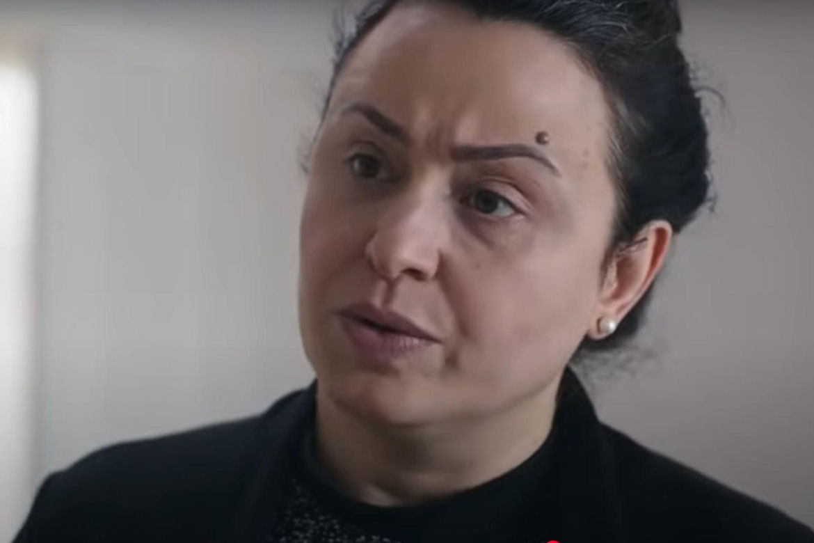 Tak Duygu dowie się o zdradzie siostry. Powie jej o tym ich własna matka! 