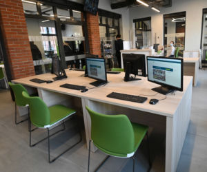  Filia nr 7 Miejskiej Biblioteki Publicznej na placu Matki Teresy w Szczecinie, 9 bm. Biblioteka powstała w XIX-wiecznym odrestaurowanym budynku przy pl. Matki Teresy z Kalkuty