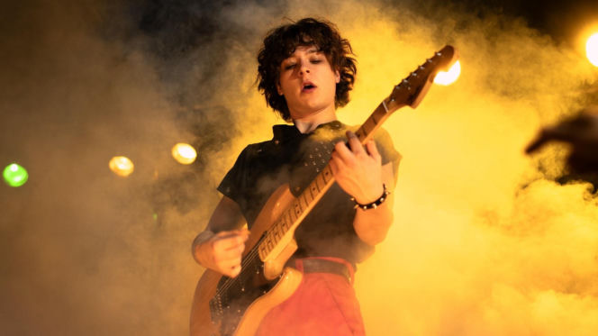 Mniej obyc kadr z filmu