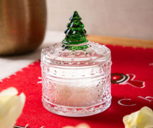 Naczynia z motywem świąteczym