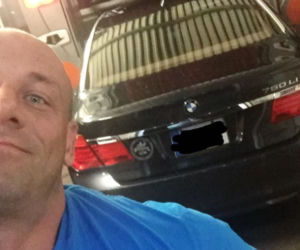 Robert Burneika jeździ wycackanym BMW 750Li