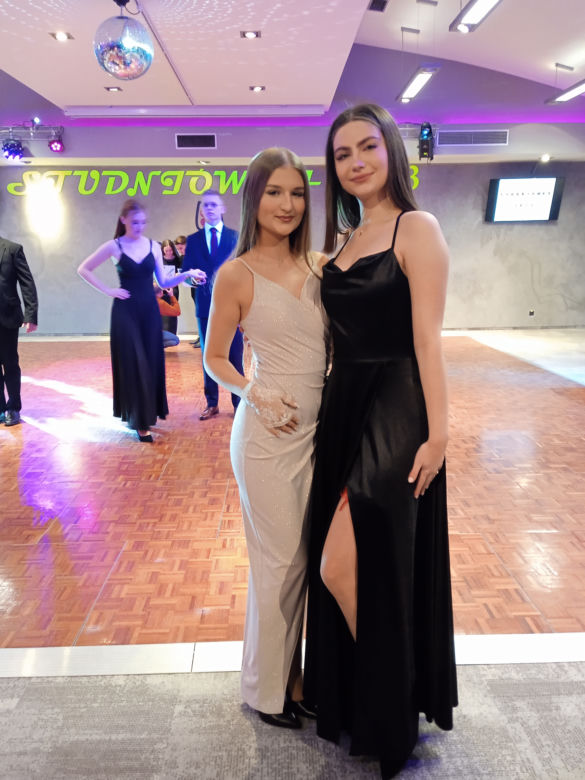 Studniówka 2023 II LO w Zielonej Górze