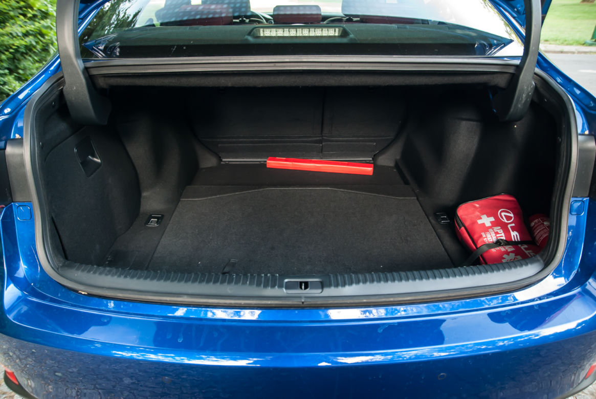 Lexus IS300h F SPORT