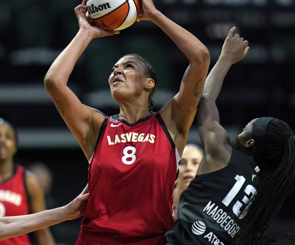 Liz Cambage