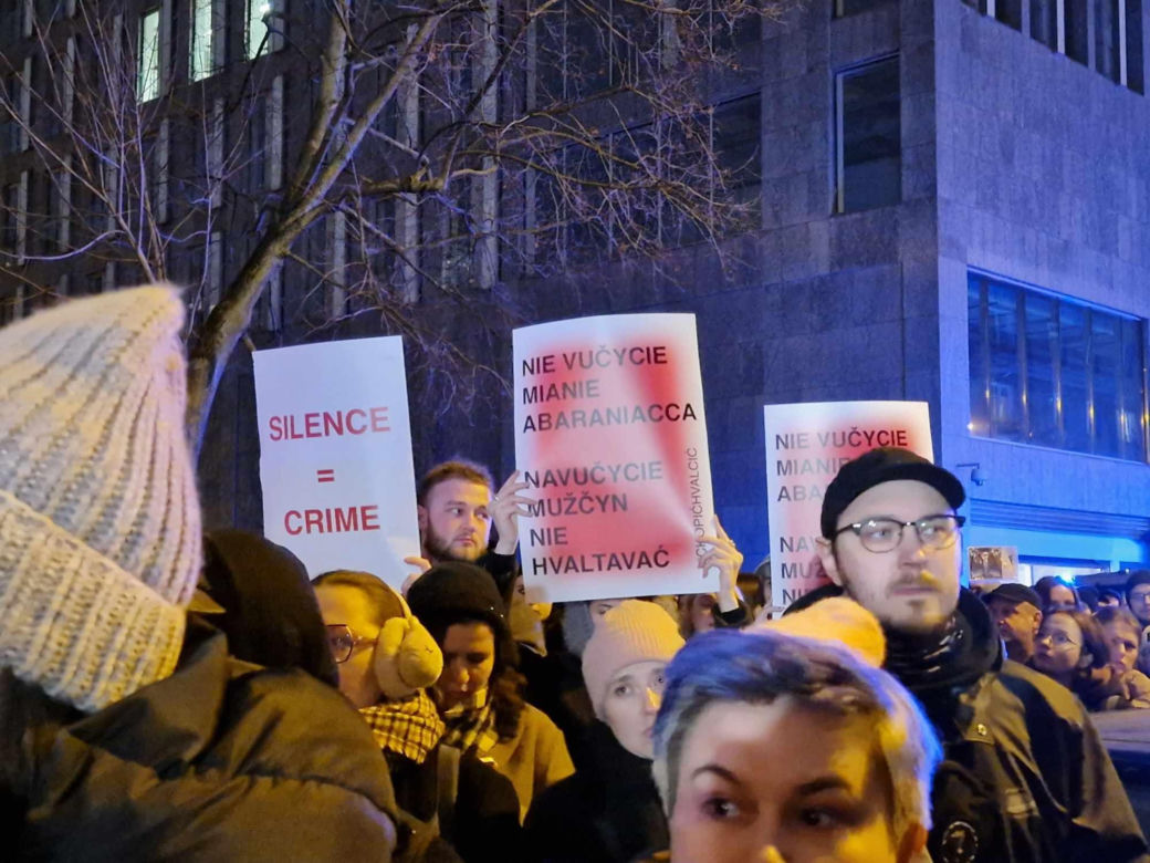 Marsz przeciwko przemocy po brutalnym ataku na 25-letnią Lizę