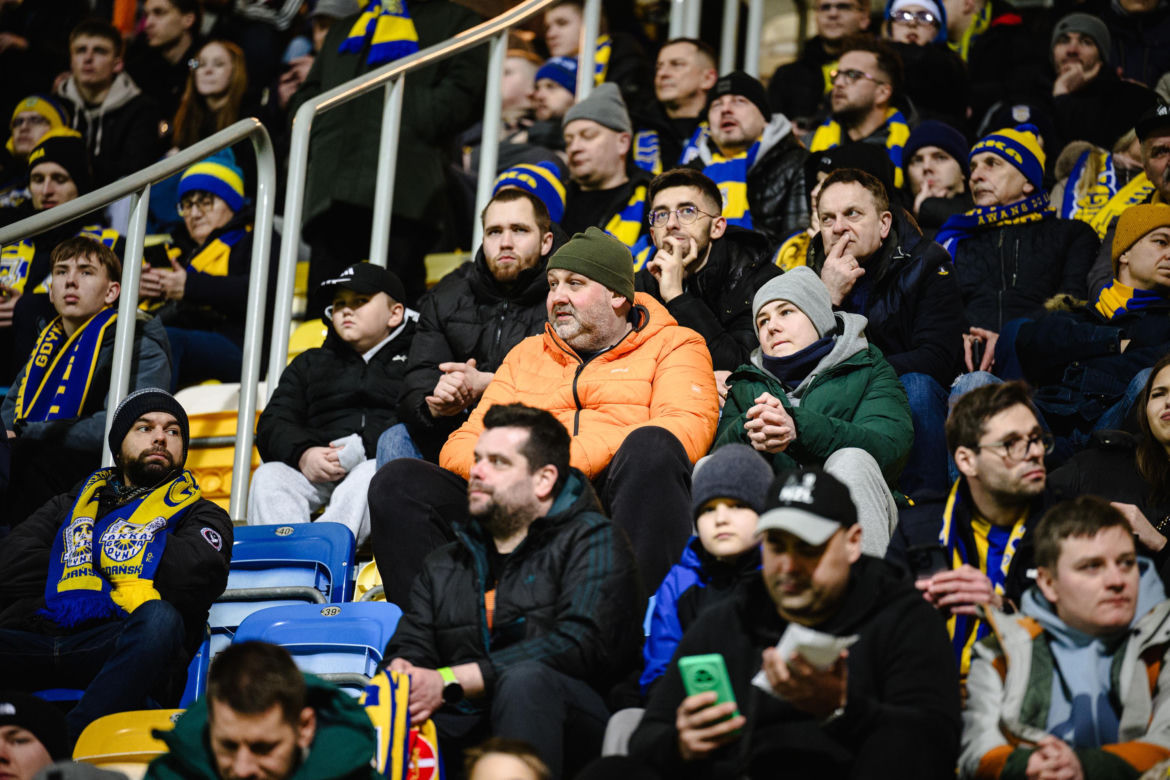 Arka Gdynia - Lechia Gdańsk: Zdjęcia kibiców z derbów Trójmiasta w ramach 23. kolejki PKO BP Ekstraklasy