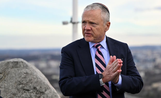 Ambasador USA wywołał polityczną burzę. Tak jego działania ocenili Polacy