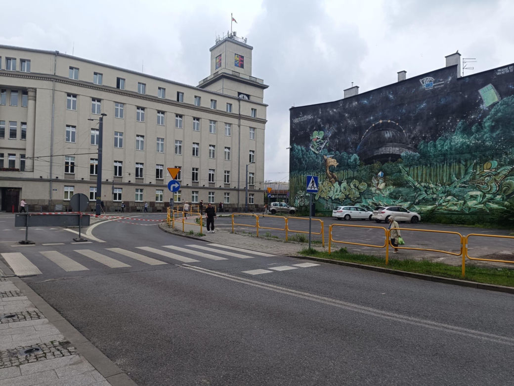 Estakada nad Rynkiem w Chorzowie wyłączona z ruchu. Miasto czeka drogowy paraliż