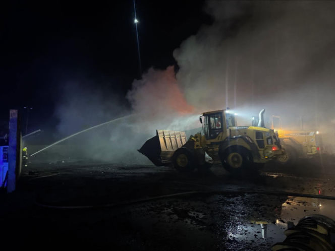 Pożar w zakładzie utylizacji opon w Rożentalu