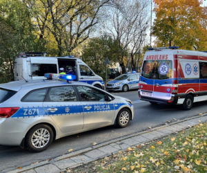 Dzieci zmiecione z pasów na Pradze-Północ. Kobieta za kierownicą