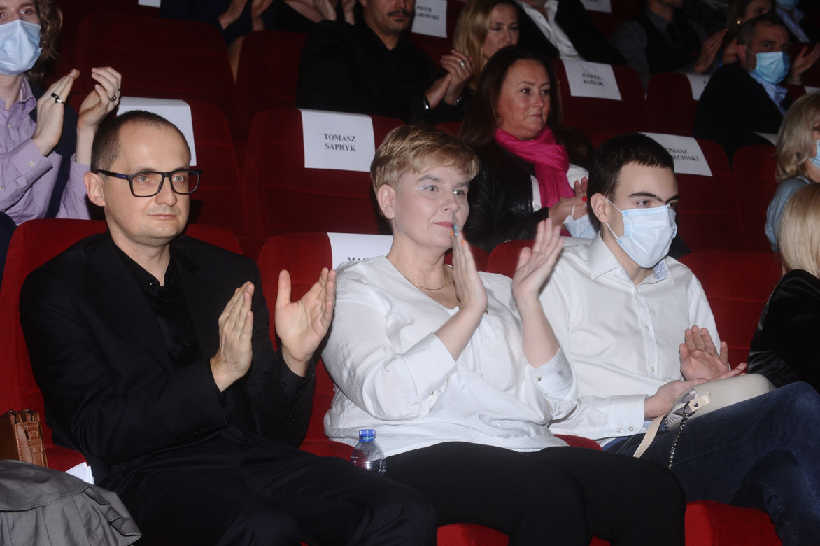 Tragiczny finał warszawskich reprywatyzacji. Do kin wchodzi film "Lokatorka" pokazujący smutną prawdę