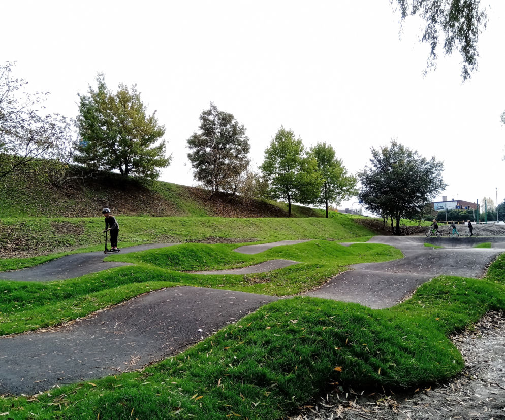 Pumptrack w Chorzowie. Takiej atrakcji nie ma w całym mieście! [ZDJĘCIA]