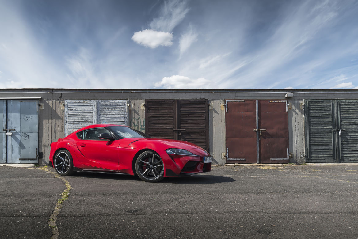 Toyota GR Supra 3.0 R6 Turbo 8AT